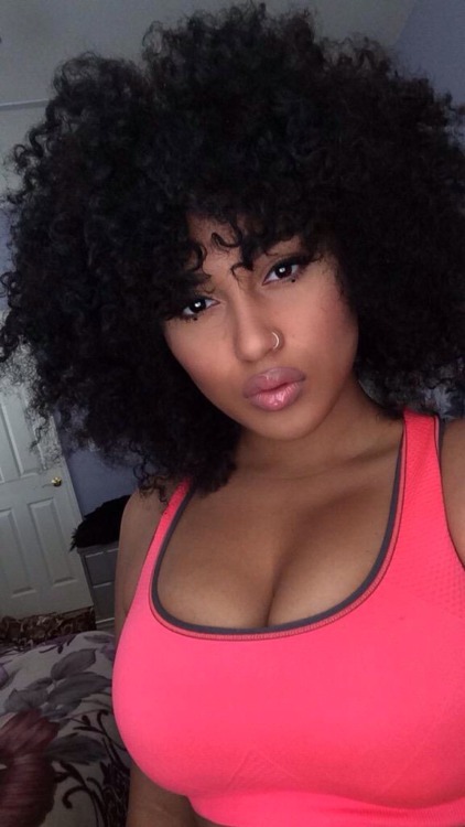 belle-rebel-x:  IG: silver.lolita  Stunning woman!!