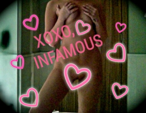 nophotoshedcelebpics:  Demi Lovato leaked cell pics
