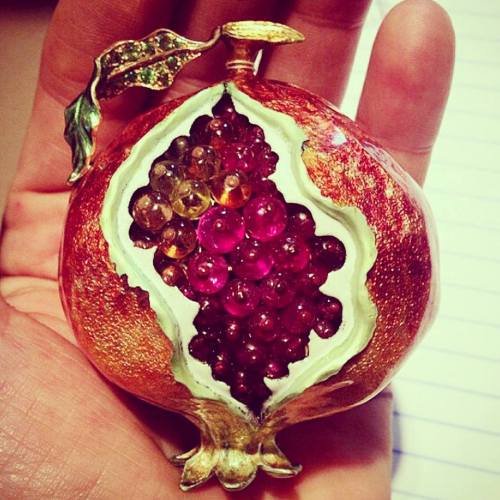 regexkind:crocordile:arjuna-vallabha:   Pomegranate made of gold, rubies and emeralds@havisham@anoth