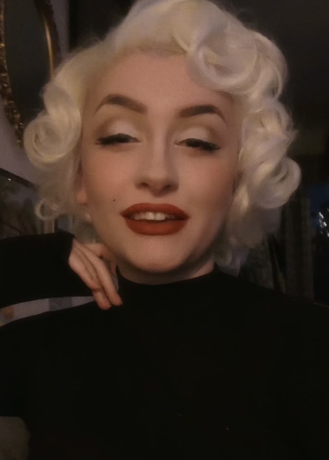 Marilyn Monroe inspired makeup and wig that I did today 🥰💕