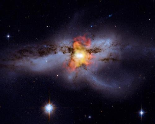 10 incredible images of black holes