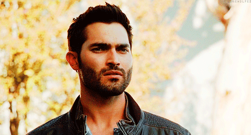 lonewolfed-deactivated20160722:derek’s adorable thinky face tho (ﾉ◕ヮ◕)ﾉ*:･ﾟ