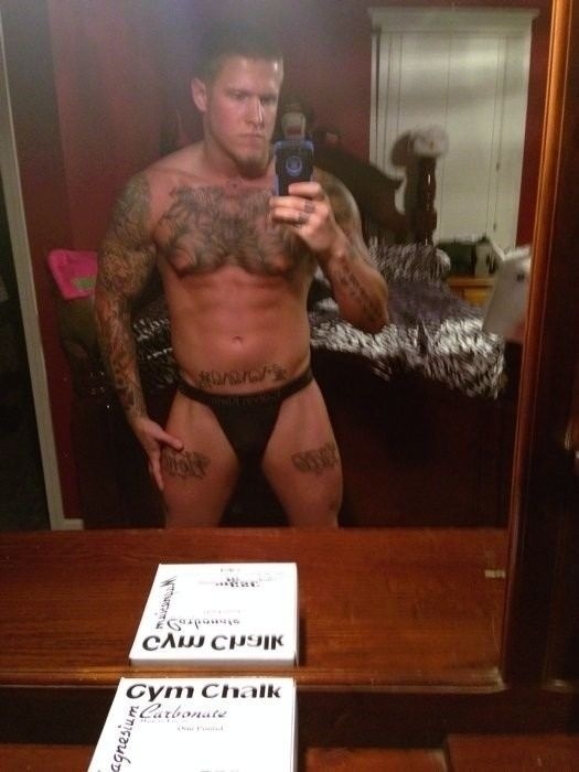 biblogdude:  Damn my kinda man.. tatted, sexy as fuck and always hard and ready!