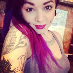 vaydaplacebosuicide:  #manicmonday @suicidegirls @alexiscrawfordx #suicidegirls 