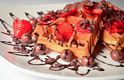 rainingteadrops:   Straw Choc Waffle (by xdolce_vitax)