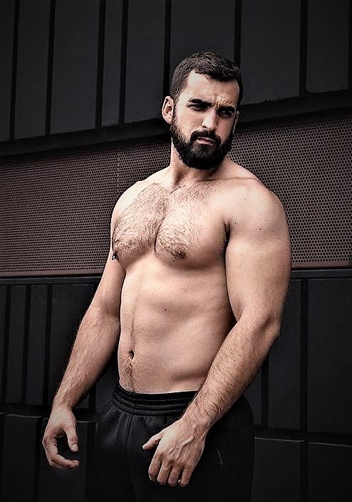 Follow my two hairy men blogs:http://sambrcln.tumblr.comhttp://hairysex.tumblr.com