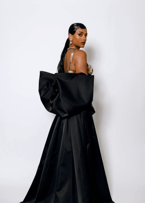 soniabragas:SIMONE ASHLEY Vogue UK | Met Gala 2022