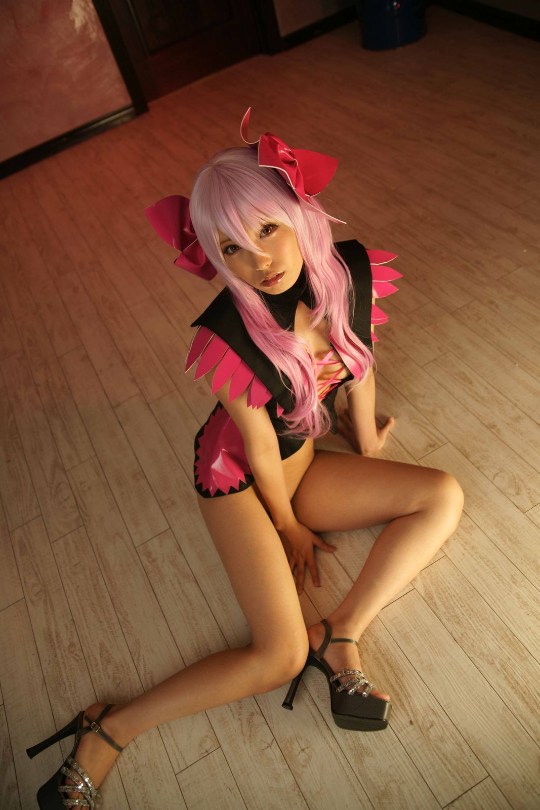 cosplaygirl:  小鳥遊屋COSPLAYERS館:11月24日　ROMけっと　有村千佳新作SAMPLE画像　その1