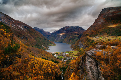 source | 1 | 2 | 3 | 4 | 5 | 6 | 7 | MY TUMBLR BLOG |Geirangerfjord, Norway. It’s either my wa