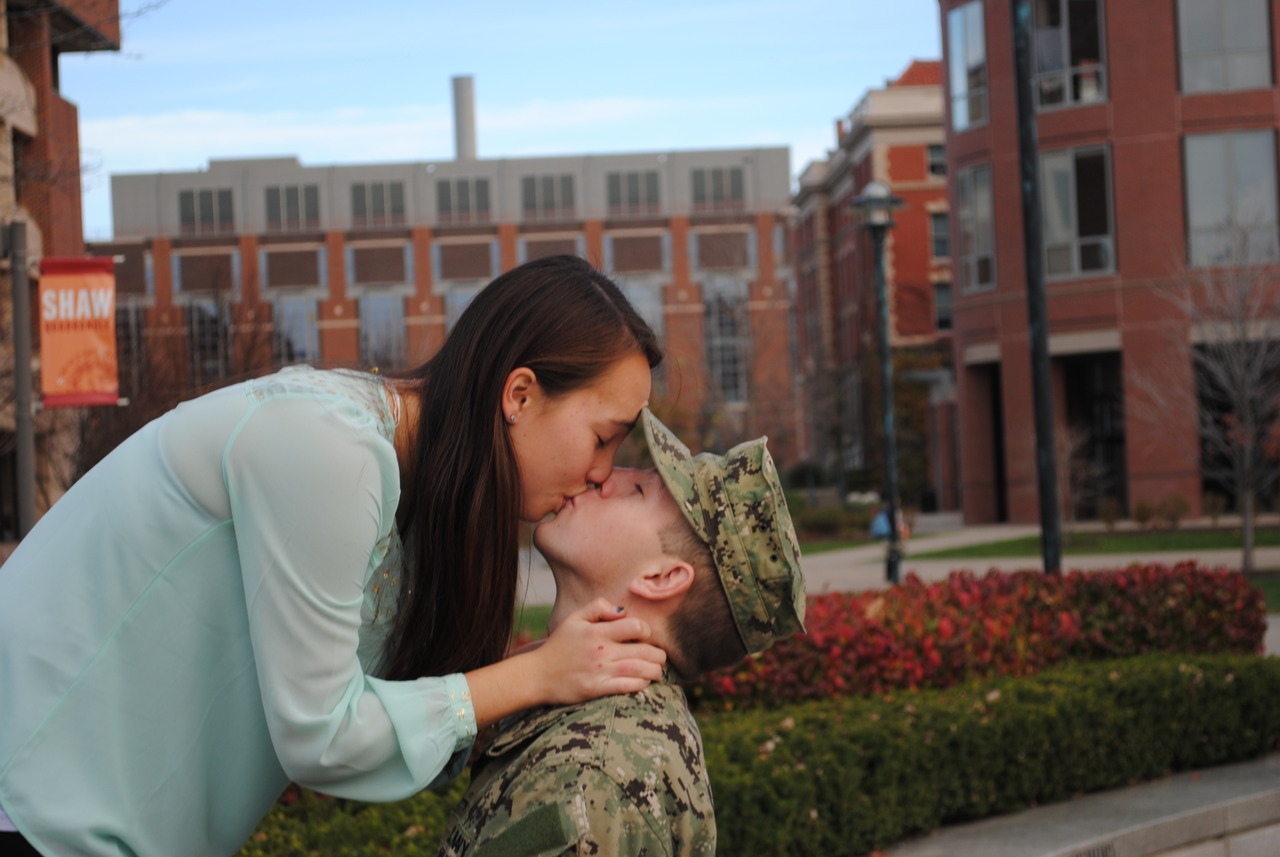 fuckyeahkissing:  you’re worth every second i have to wait for you.