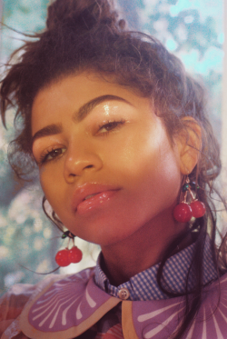 celebritiesofcolor:  Zendaya for Wonderland Magazine 