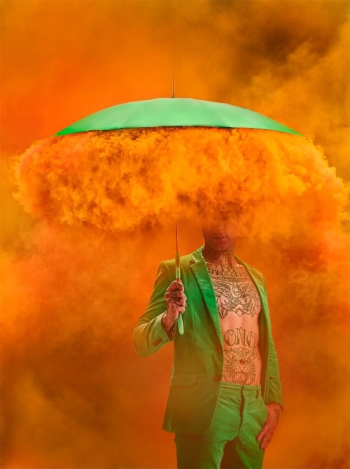 BELLA UMBRELLA BY TIM TADDER‘Bella Umbrella’ is another breathtaking personal series by 