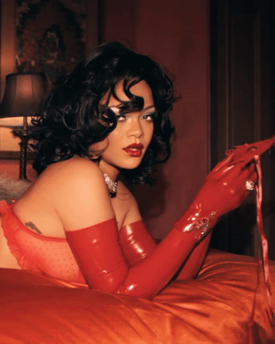 Porn photo itszonez:Rihanna for Savage x Fenty Valentine’s