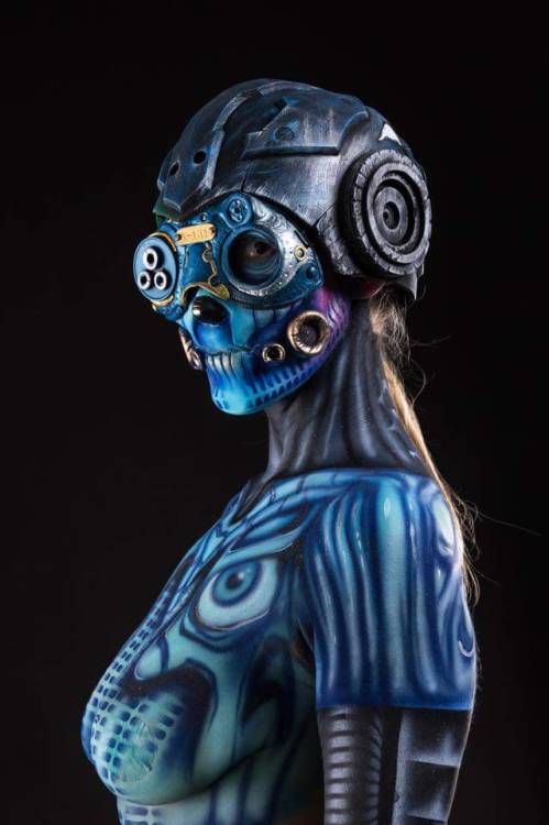 rcccreations:Cyber Girls!