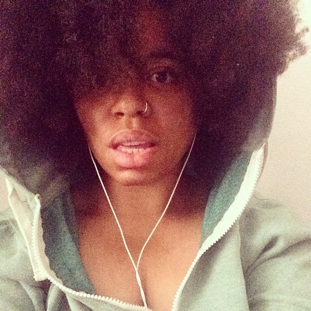 clittyslickers:  browngirlblues:  #wcw lol gahdamn gahdamn GAHDAMN   woman crush