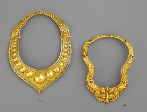 Gold pectoral necklaces from Kerala, South India. Late 19th-early 20th century