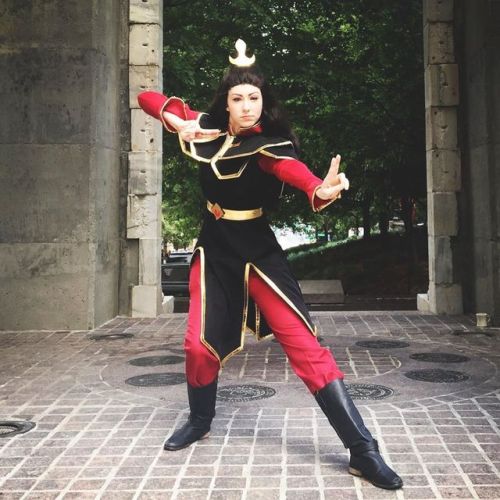 20 DAYS LEFT! #dragonconthrowback number 2! Azula!!! It’s no secret that Avatar is my favorite