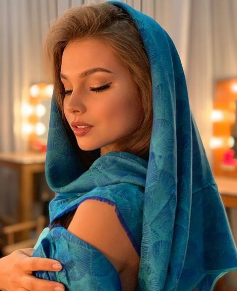 russian–beauty:Russian queen