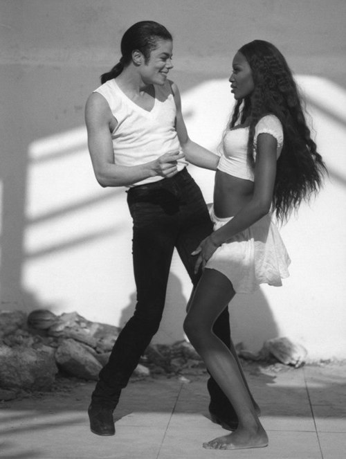 Michael x Naomi Superloveforlife  Follow me x I follow back