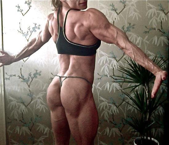 muscular-manga-art:  Frida Palmell 