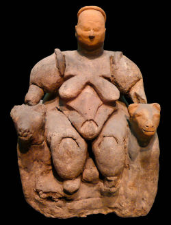 magictransistor:Enthroned Mother Goddess. Çatalhöyük (Turkey), Neolithic age (6000-5500 BCE).