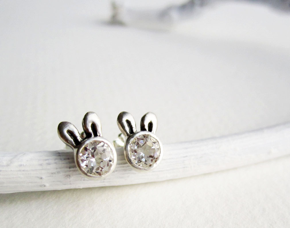 wordsnquotes:  culturenlifestyle:Adorable Silver Jewelry Resembles a Variety of Animal