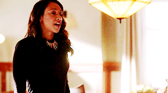 no-one-seesyou-likeido:Ladies Meme: [2/6] Lead Female Characters + [2/4] Relatable: Iris West (The F