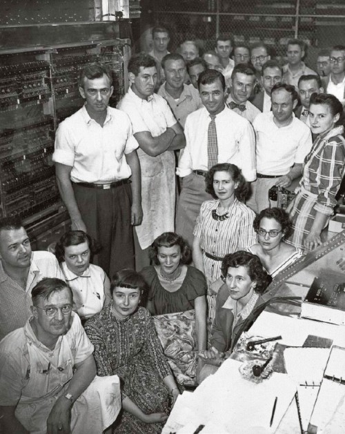 retropopcult:  The Institute for Advanced Study (IAS) computer project team, Princeton. 1952.