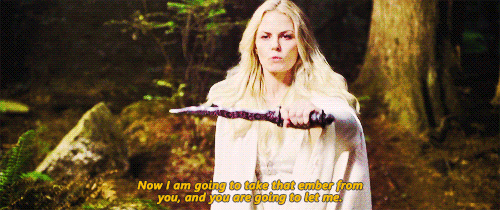 ohmycaptn:emma swan + badass moments (2/∞)