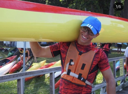 harronjam:Sexy Hwa Chong canoeist, Gereon Chan. Such a vain dude but his abs are so lickablehis frie