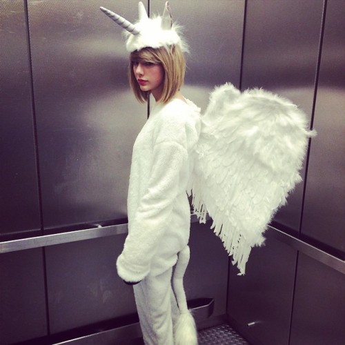 taylorswift:  Cause, darling I’m a nightmare dressed like a PEGACORN. #HappyHalloween!