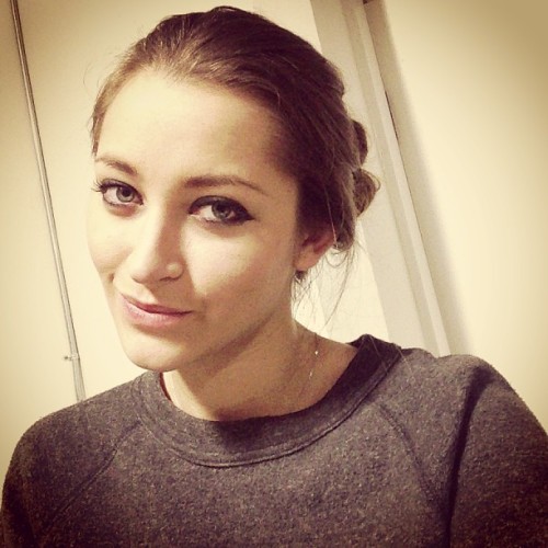 missdanidaniels: Tired. Moving. Packing. Cleaning.