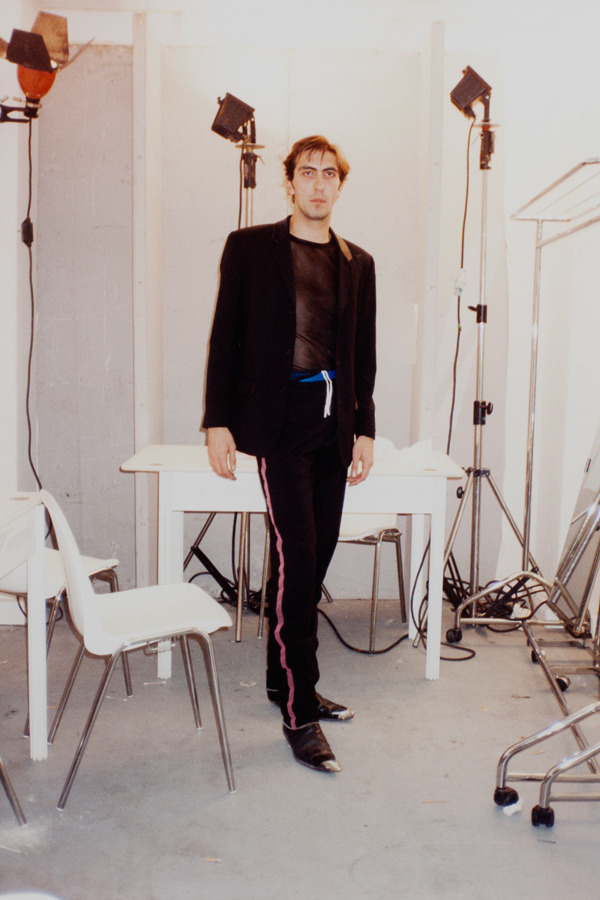 Coup de grâce on X: Helmut Lang SS94 backstage shot by Juergen