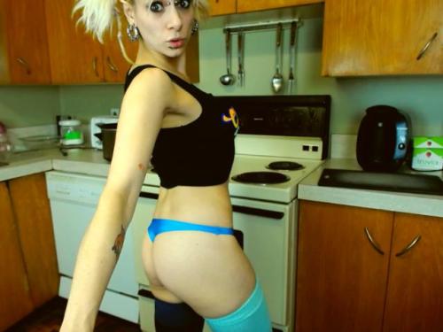 kitchen goddess porn pictures