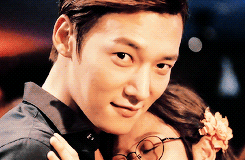 weobin:  she couldn’t possibly still be with that lizard!?… 
