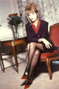 greypantyhose:  transgenderpantyhose:  Amanda Lear  Soooooo sexy 