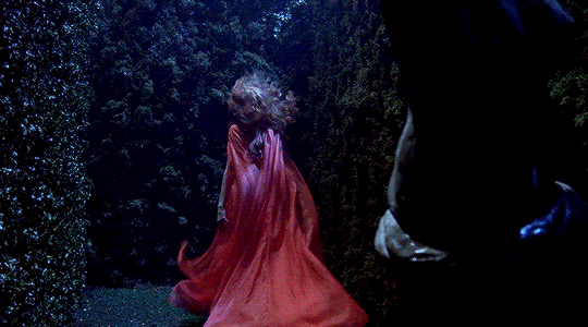loveofromance:  Bram Stoker’s Dracula (1992) dir. Francis Ford Coppola