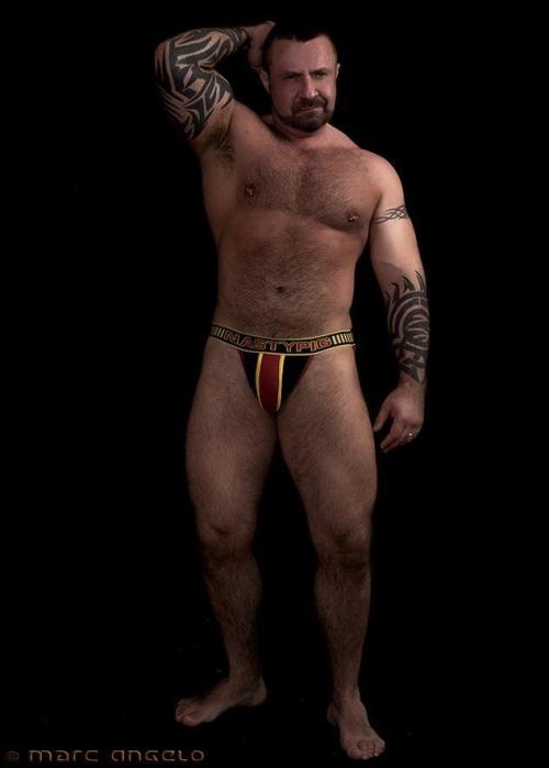 cariocasmen: cariocasmen.tumblr.com/