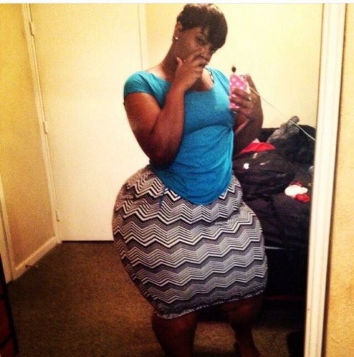 gurillaboythamane:  asshood97:  😍😍😍😍😍😍😍😍  SEXY BAD BITCHES