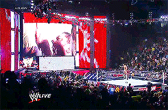 Theshowstealer:  Wwe Raw (20/01/2014): Batista Returns And Perform A Batista Bomb