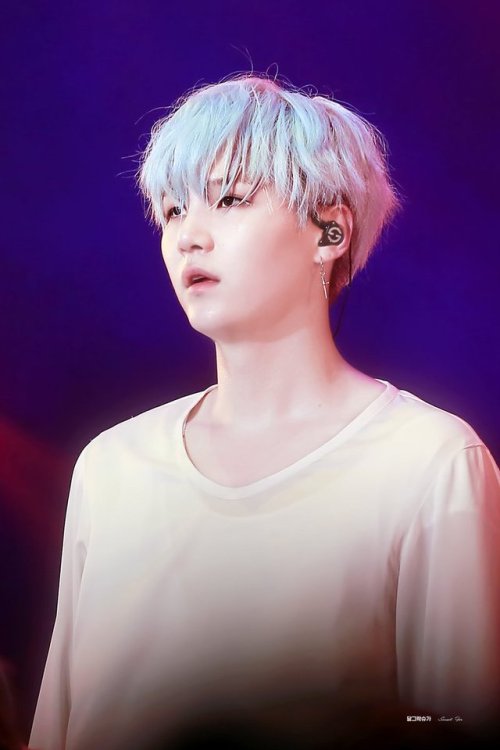 © CLATTERING SUGA || DO NOT EDIT