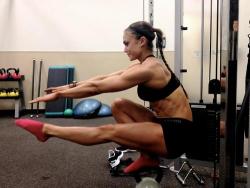 club-fitness:  Fit girls daily