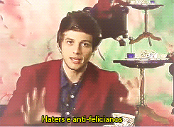 https://64.media.tumblr.com/4270ddea7d1c33c1e55e076956fbd2a5/tumblr_mldj5qRid21s6t0jeo1_250.gif