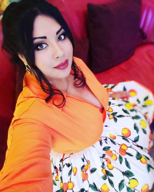 ivydoomkitty:  Weekend plans?https://www.instagram.com/p/CSQES2xJGWL/?utm_medium=tumblr