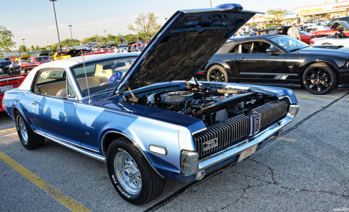 chadscapture:  1968 Mercury Cougar on Flickr.