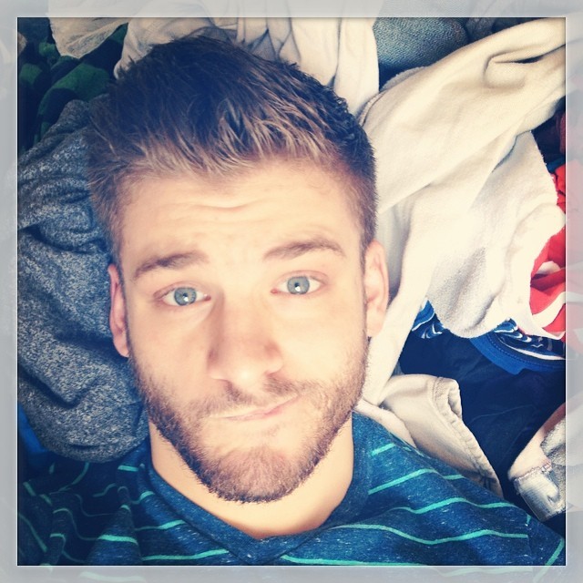 davidlevitz:  Sunday = laundry day :/ #selfie #laundry #chores  oh! lets do our laundry