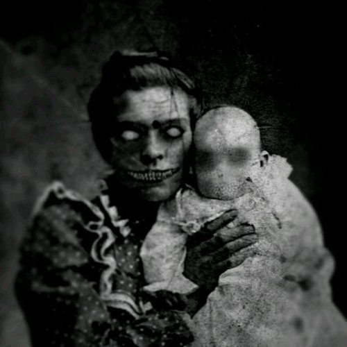dontpissoffpenelope: Try staring at this without getting creeped out.