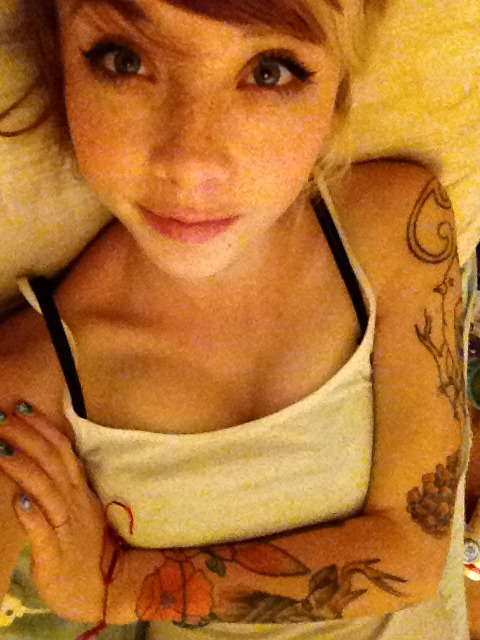 electricdaisycats:  whatsup~* 