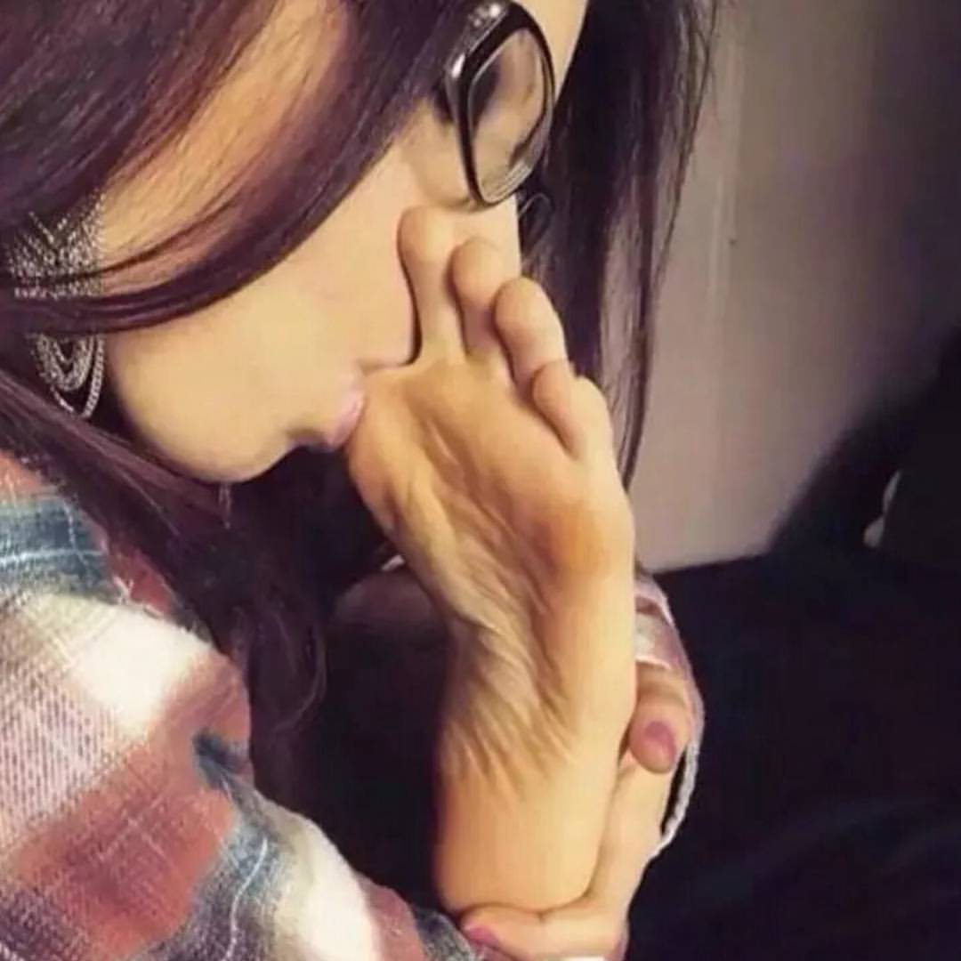 ilovegirlsoles