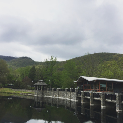 We&rsquo;re at #Montreat! And being cute. #MarlizeAndSuz #onanadventure